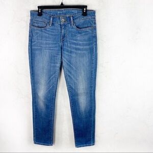 [Levi’s] Classic Light Curve Skinny Jeans
